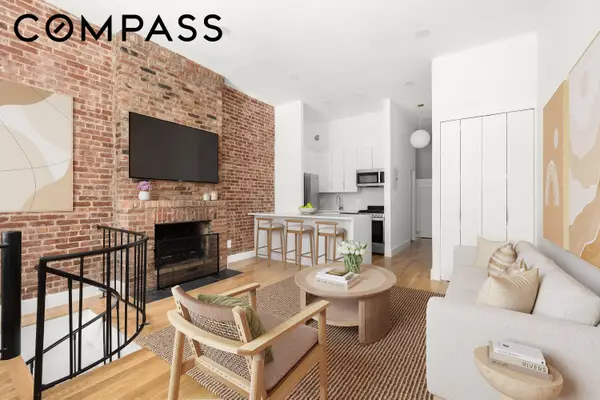 305 W 55th Street #A, Manhattan, NY 10019