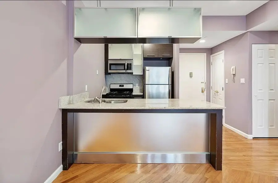 215 Parkville Avenue #3-B, Brooklyn, NY 11230 - #2
