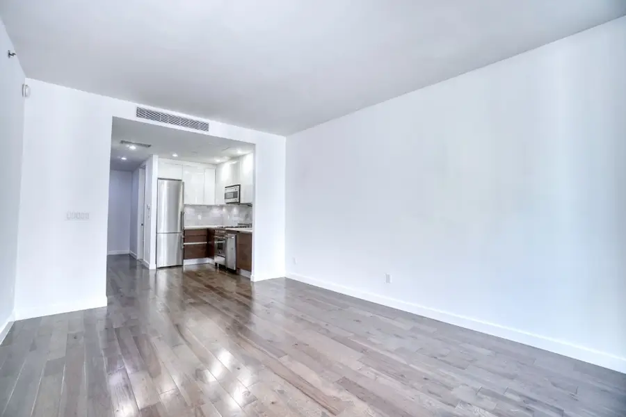 11-35 45th Avenue #3H, Queens, NY 11101 - #2