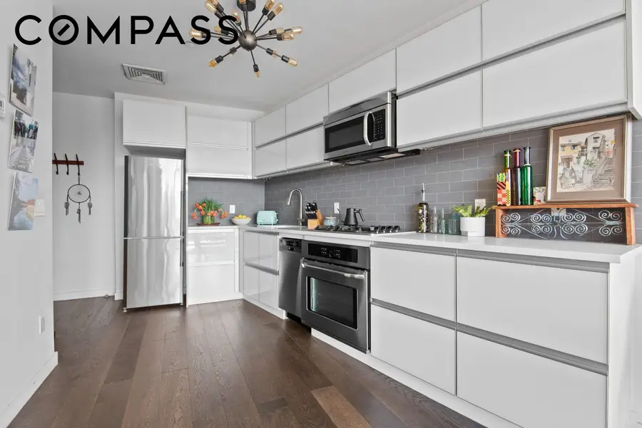 179 Woodpoint Road #4A, Brooklyn, NY 11211 - #3