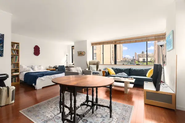 45 W 67th Street #6B, Manhattan, NY 10023