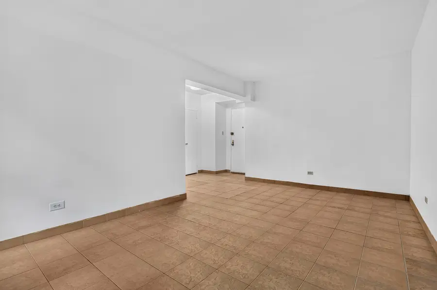 759 E 10th Street #1B, Brooklyn, NY 11230 - #3