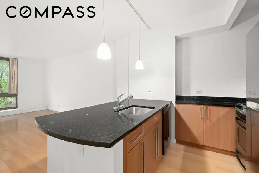 242 E 25th Street #2D, Manhattan, NY 10010 - #3