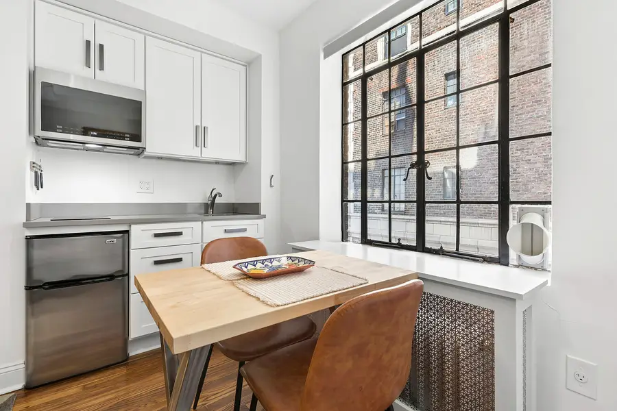 5 Tudor City Place #1910, Manhattan, NY 10017 - #3