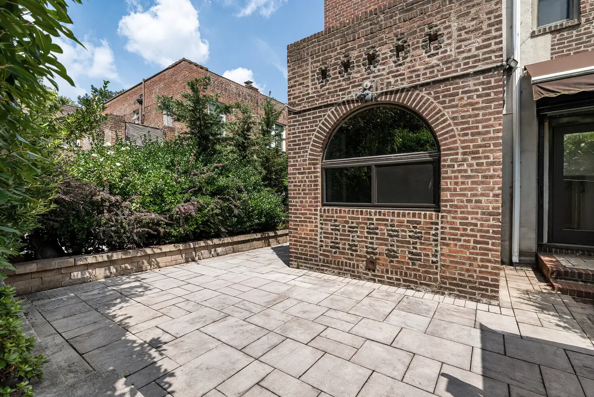 47-16 39th Avenue, Queens, NY 11104 - #1