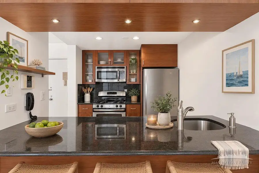 380 Rector Place #8J, Manhattan, NY 10280 - #2