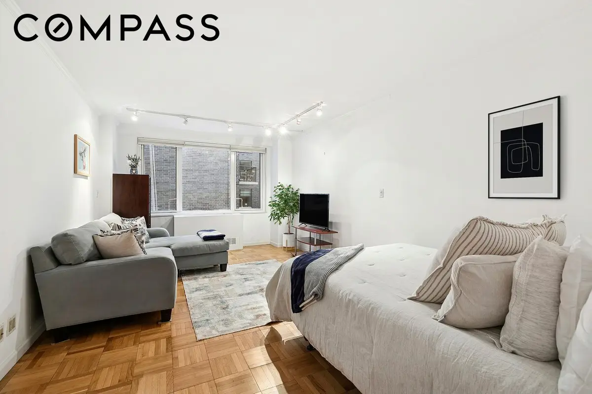 301 E 22nd Street #8B, Manhattan, NY 10010 - #1