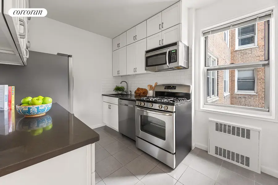 34 Plaza Street E #306, Brooklyn, NY 11238 - #3