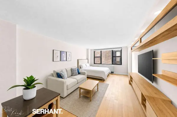 130 E 18th Street #8K, Manhattan, NY 10003