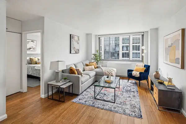 2025 Broadway #18B, Manhattan, NY 10023