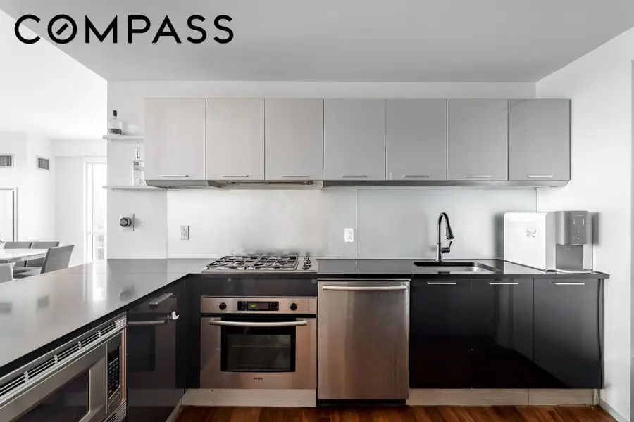 350 W 42nd Street #37D, Manhattan, NY 10036 - #2