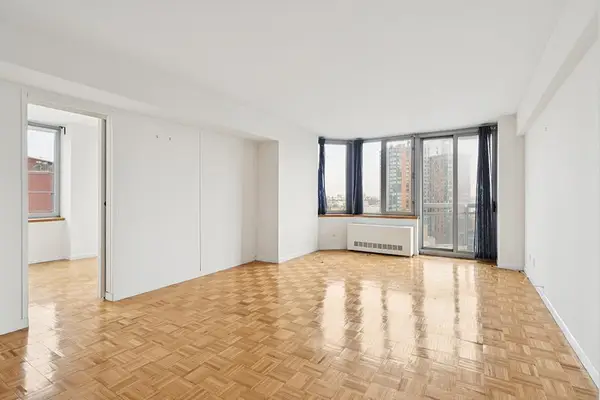 500 W 43rd Street #20-HJ, Manhattan, NY 10036