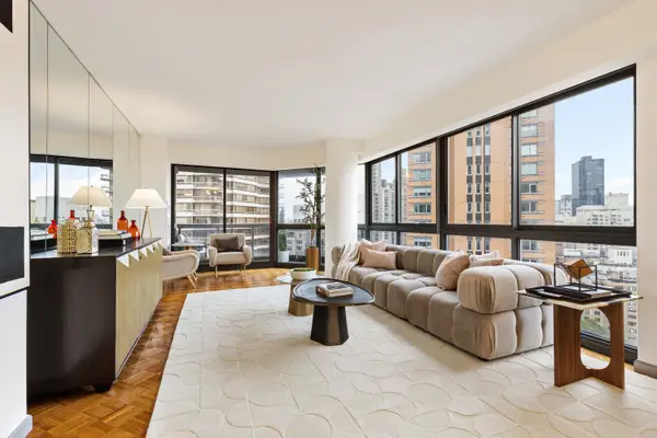 200 E 61st Street #23E, Manhattan, NY 10065