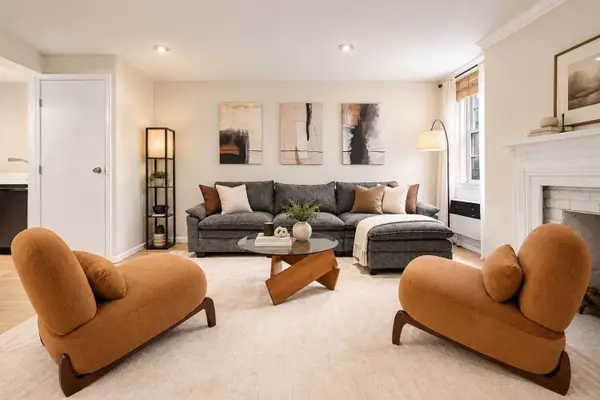 162 9th Avenue #B, Manhattan, NY 10011