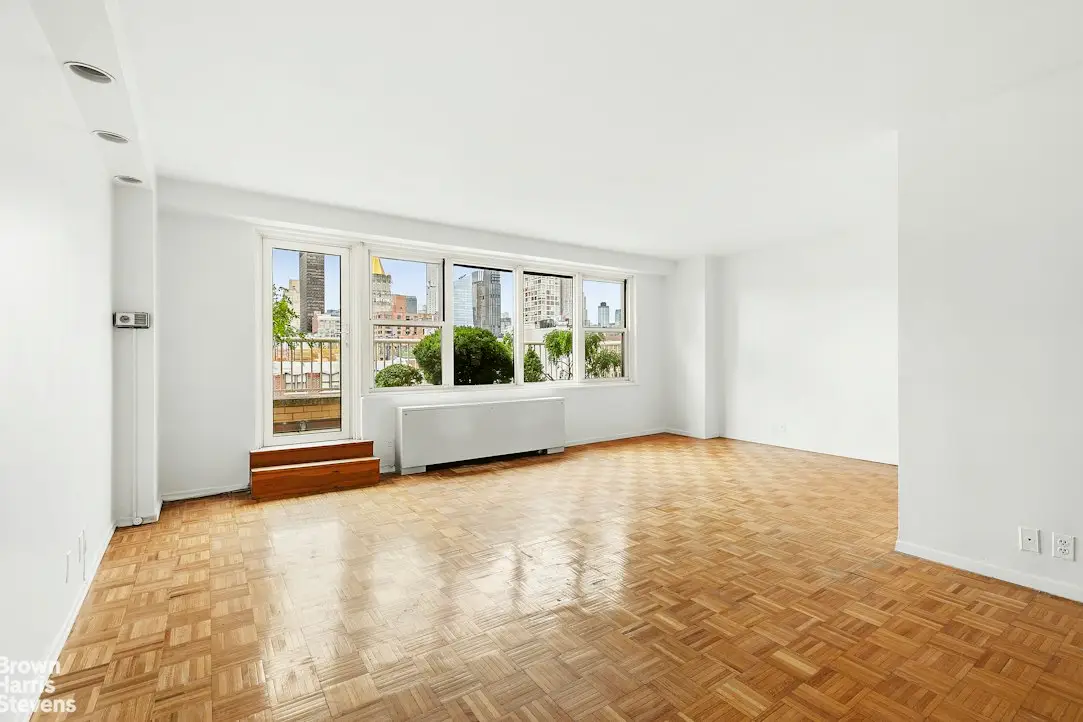 305 E 24th Street #18S, Manhattan, NY 10010 - #1