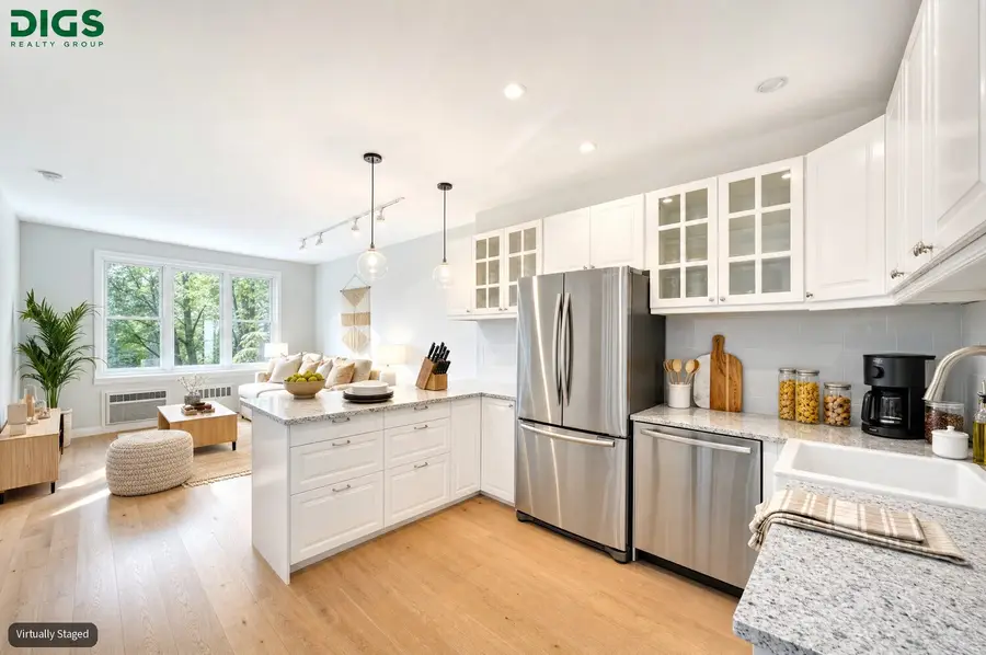 235 W 70th Street #1D, Manhattan, NY 10023 - #3