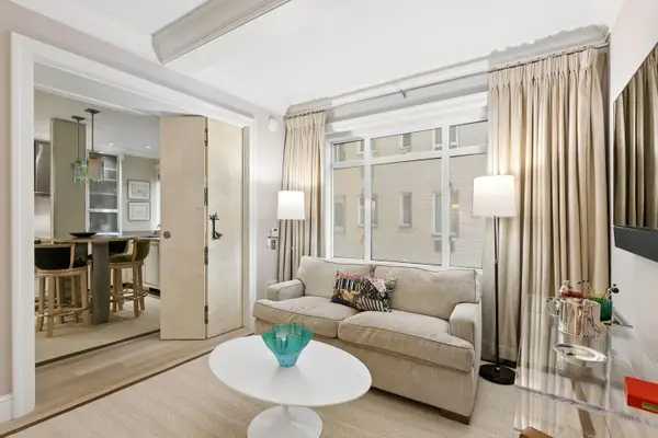 930 5th Avenue #3J, Manhattan, NY 10021