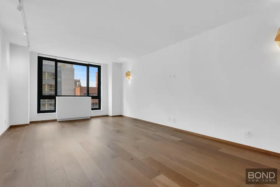 1 Irving Place #V16D, Manhattan, NY 10003 - #2
