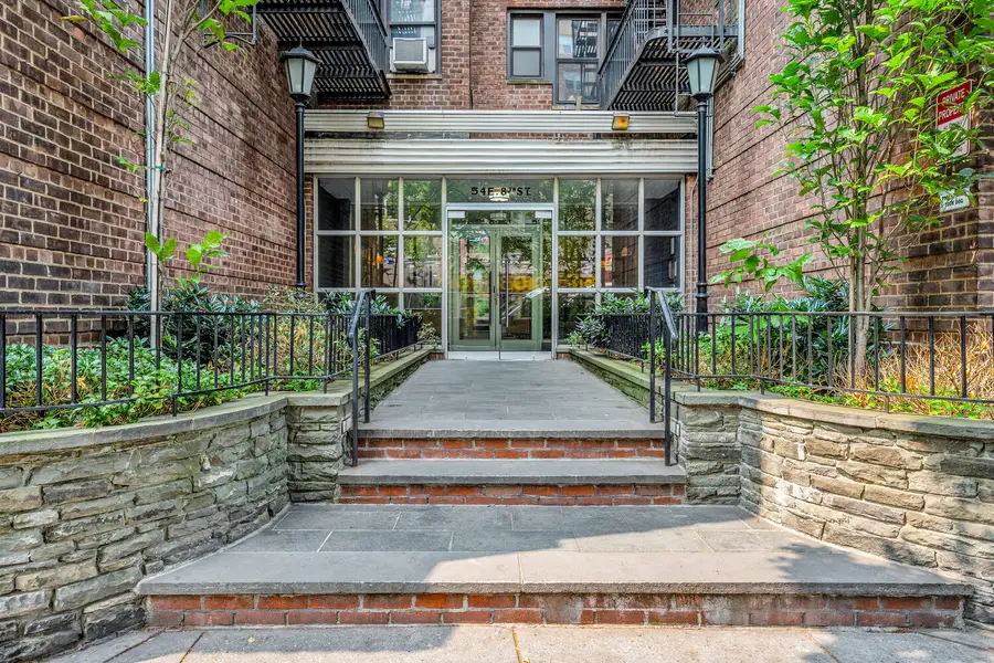 54 E 8th Street #3L, Manhattan, NY 10003 - #2