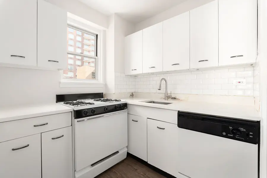 300 E 71st Street #5N, Manhattan, NY 10021 - #3