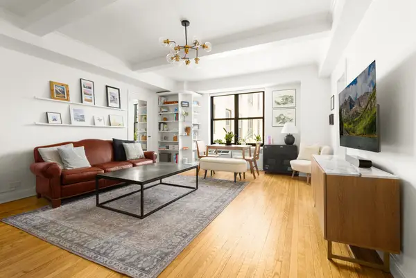 161 W 16th Street #11C, Manhattan, NY 10011