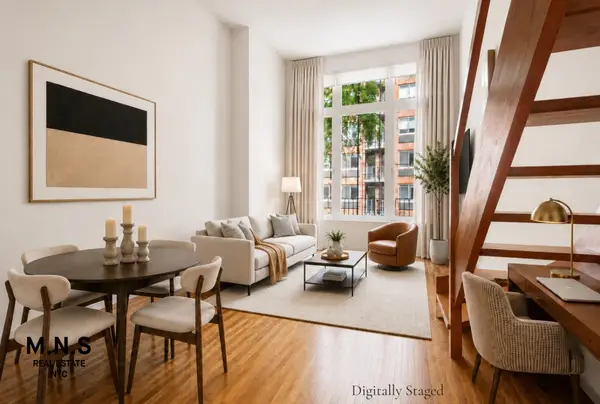 100 W 15th Street #2-B, Manhattan, NY 10011