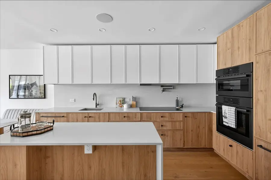 1110 Manhattan Avenue #Residence 2, Brooklyn, NY 11222 - #2