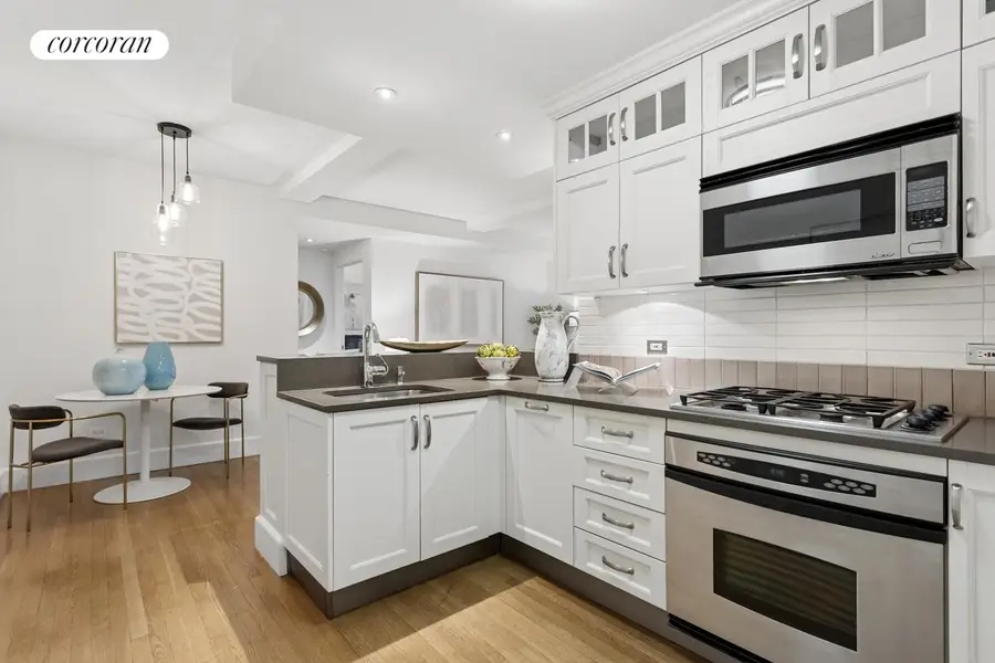 27 W 72nd Street #401, Manhattan, NY 10023 - #3