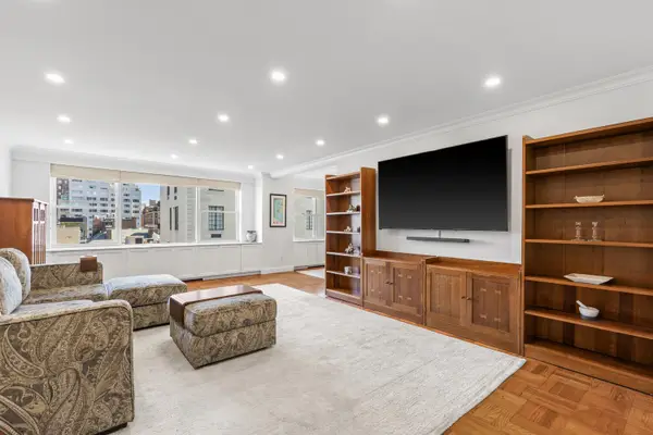 650 Park Avenue #12C, Manhattan, NY 10065