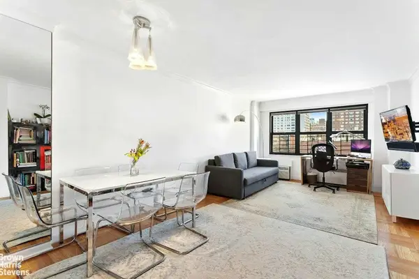 240 E 76th Street #6S, Manhattan, NY 10021
