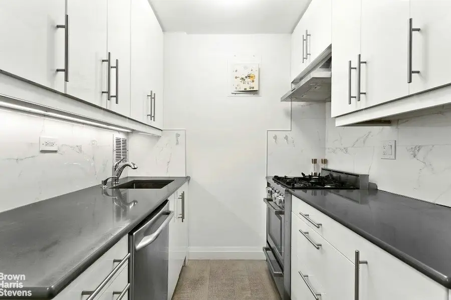 240 E 76th Street #6S, New York, NY 10021 - #2