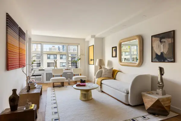 440 E 79th Street #15D, Manhattan, NY 10075
