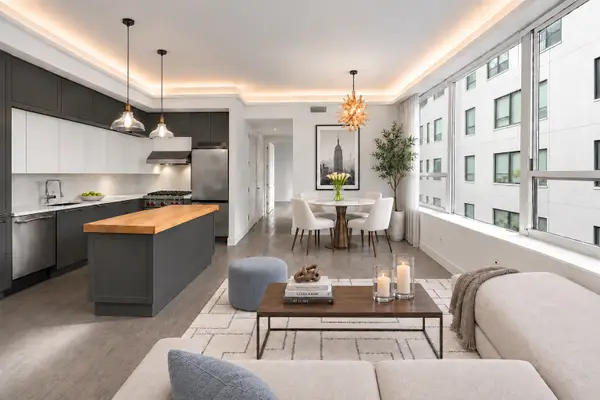 416 W 52nd Street #305, Manhattan, NY 10019