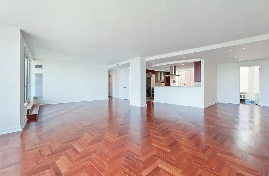 240 Riverside Boulevard #10-AT, Manhattan, NY 10069 - #2