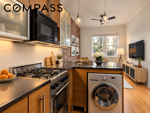 406 W 46th Street #1A, Manhattan, NY 10036
