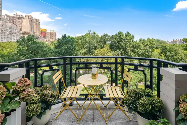 220 Central Park S #VILLA7, Manhattan, NY 10019