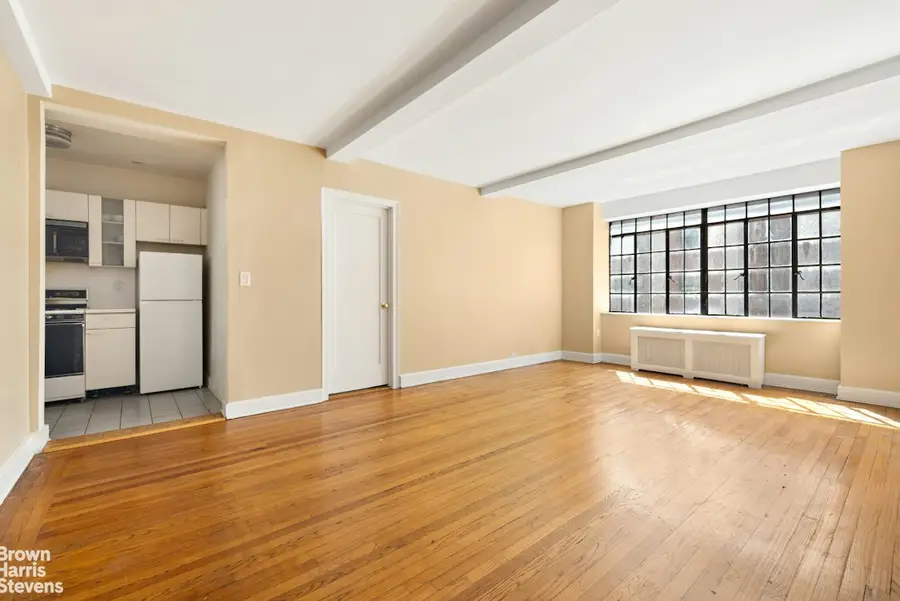 321 E 43rd Street #702, Manhattan, NY 10017 - #2