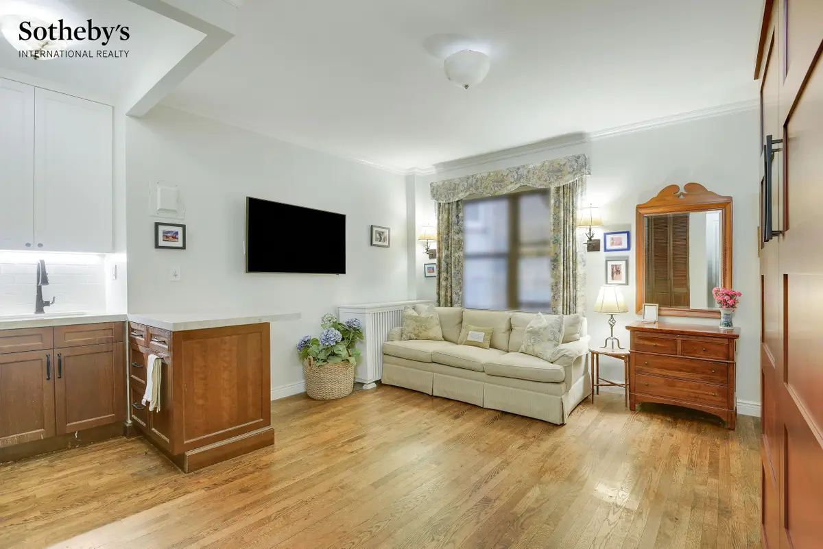 160 E 91st Street #3B, New York, NY 10128 - #1