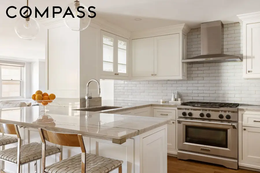 165 W 66th Street #8ZA, Manhattan, NY 10023 - #2