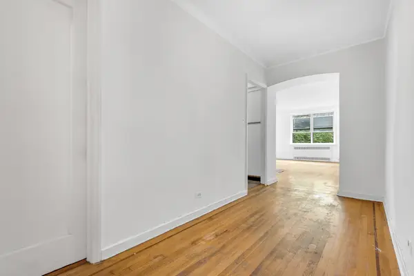 310 W 55th Street #4B, Manhattan, NY 10019