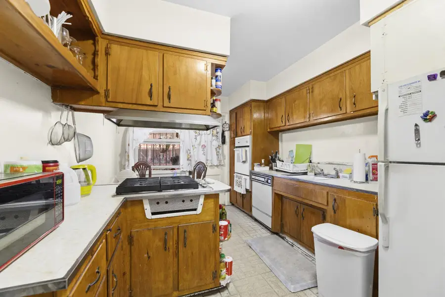 970 E 103rd Street, Brooklyn, NY 11236 - #2