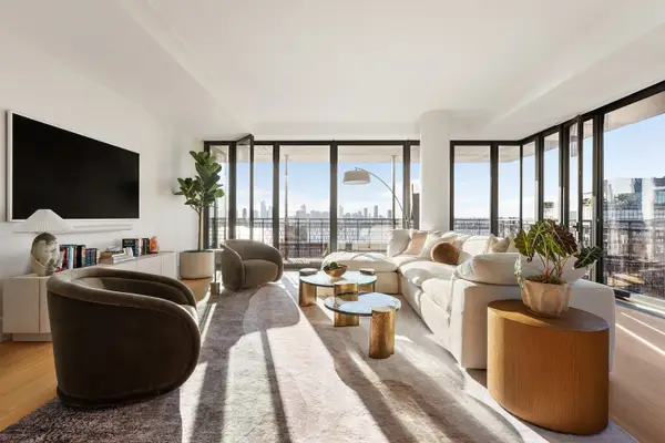 100 Vandam Street #15A, Manhattan, NY 10013