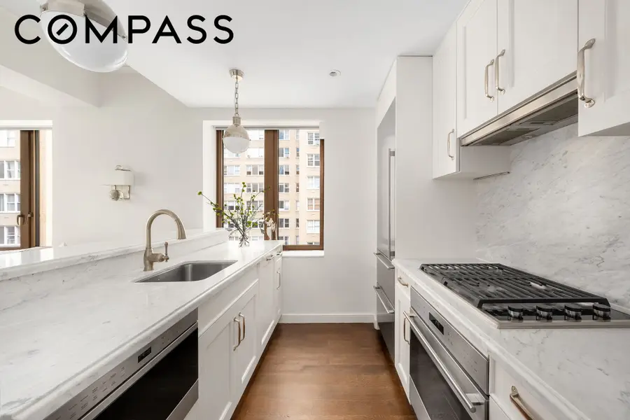 225 E 19th Street #702, Manhattan, NY 10003 - #3