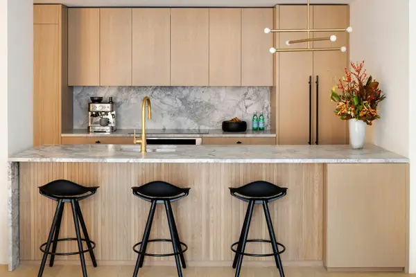 349 W 51st Street #4E, Manhattan, NY 10019