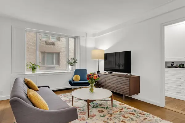 930 5th Avenue #9J, Manhattan, NY 10021