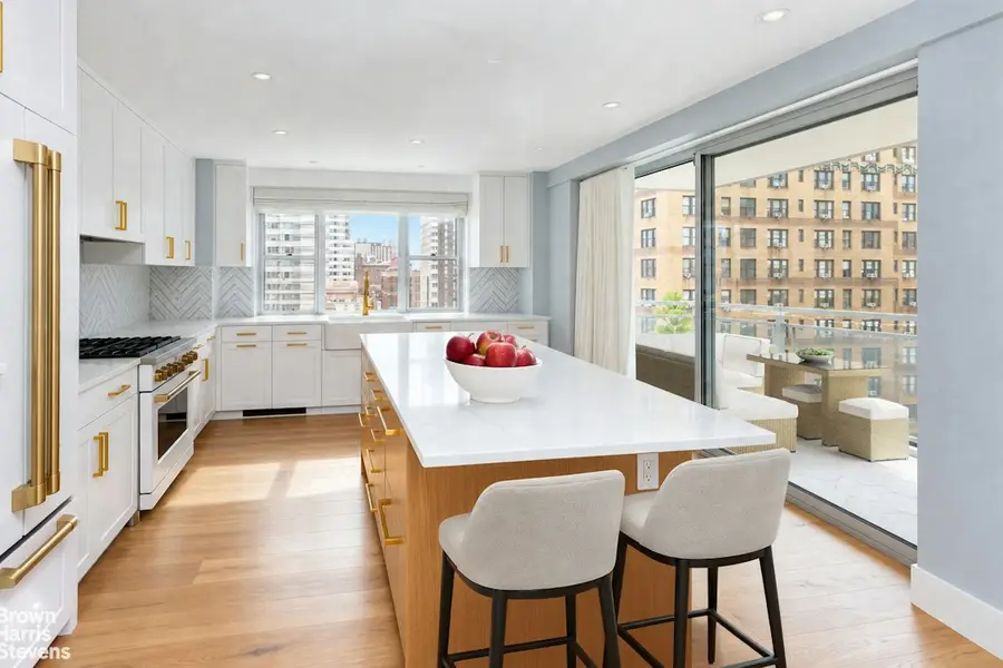 150 E 69th Street #10S, Manhattan, NY 10021 - #3