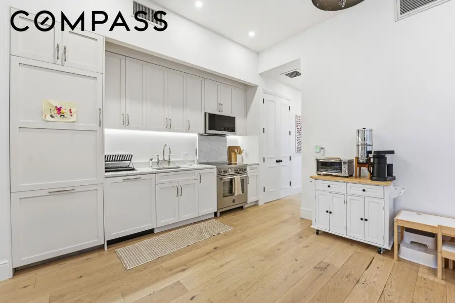 186 Clinton Avenue #2B, Brooklyn, NY 11205 - #3