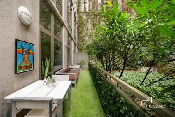 130 W 19th Street #THD, Manhattan, NY 10011