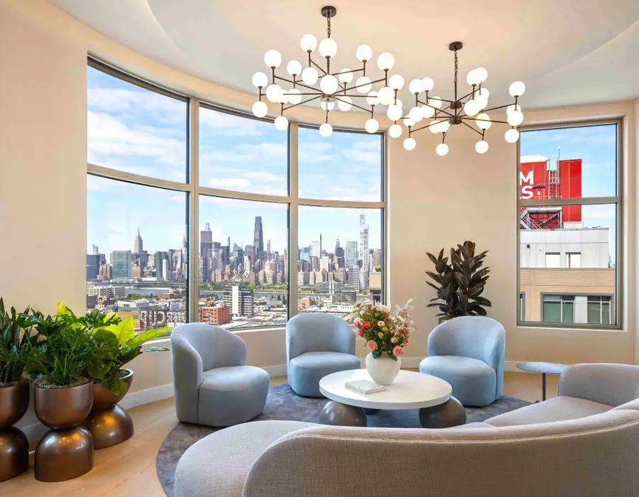 24-01 Queens Plaza N #1402, Queens, NY 11101 - #3