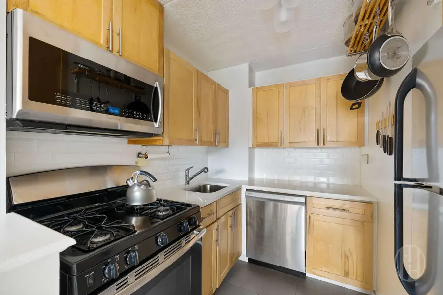 300 W 110th Street #6H, New York, NY 10026 - #3